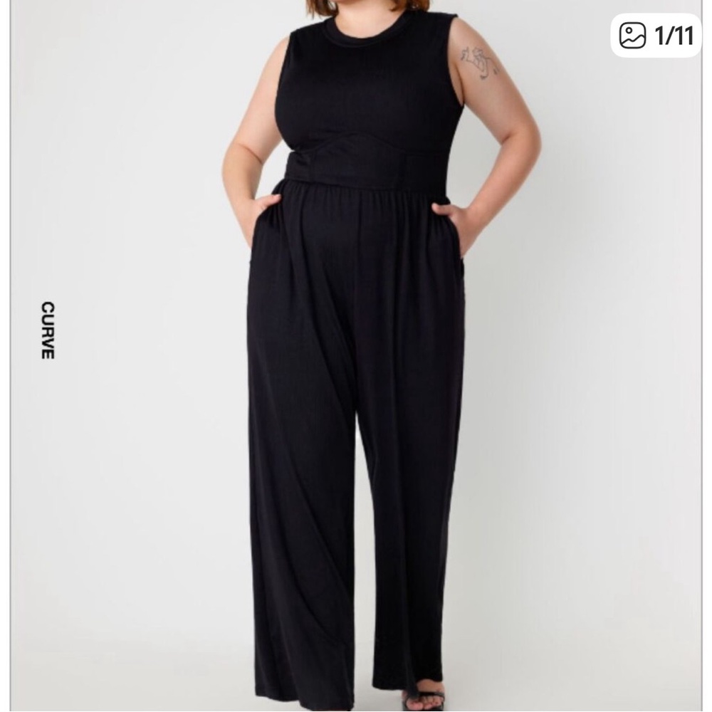 Woman’s Black Wide Leg, Sleeveless Jumpsuit - Picture 3 of 16